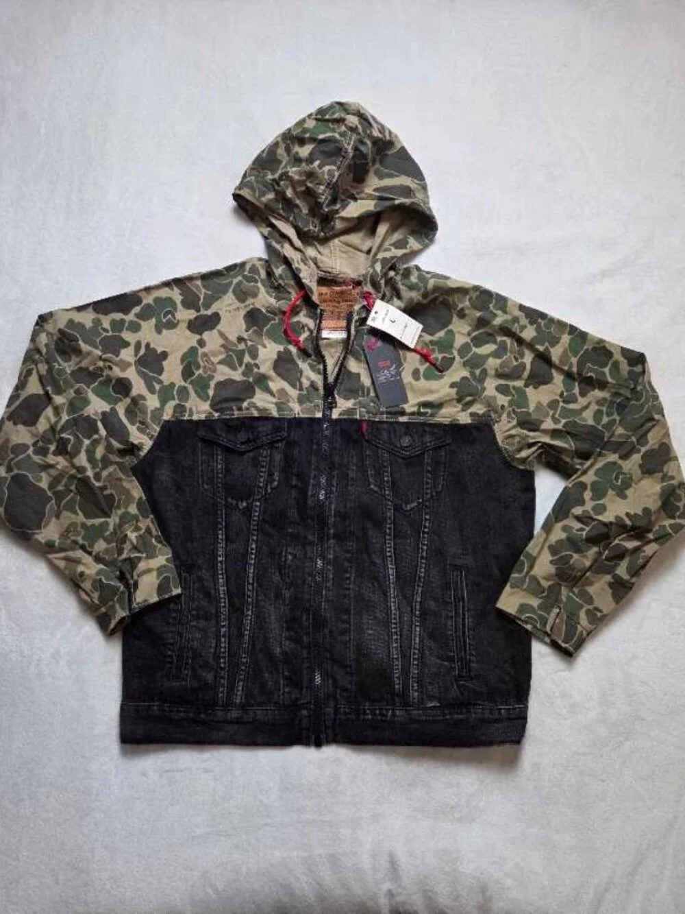 New L Levi's x Justin Timberlake Fresh Leaves hybrid camo hooded trucker jacket